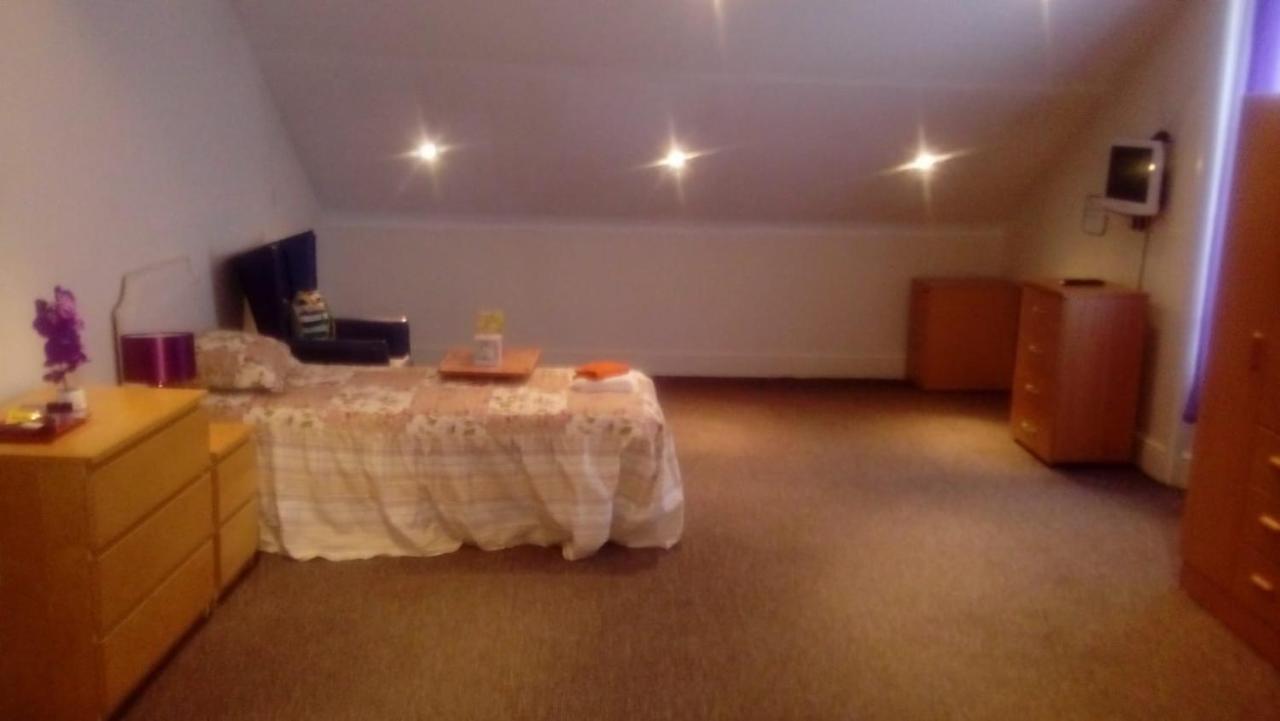 Carer 4 You Residential Home Upholland Zewnętrze zdjęcie